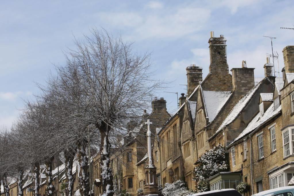 Hotel Highway Burford Exterior foto